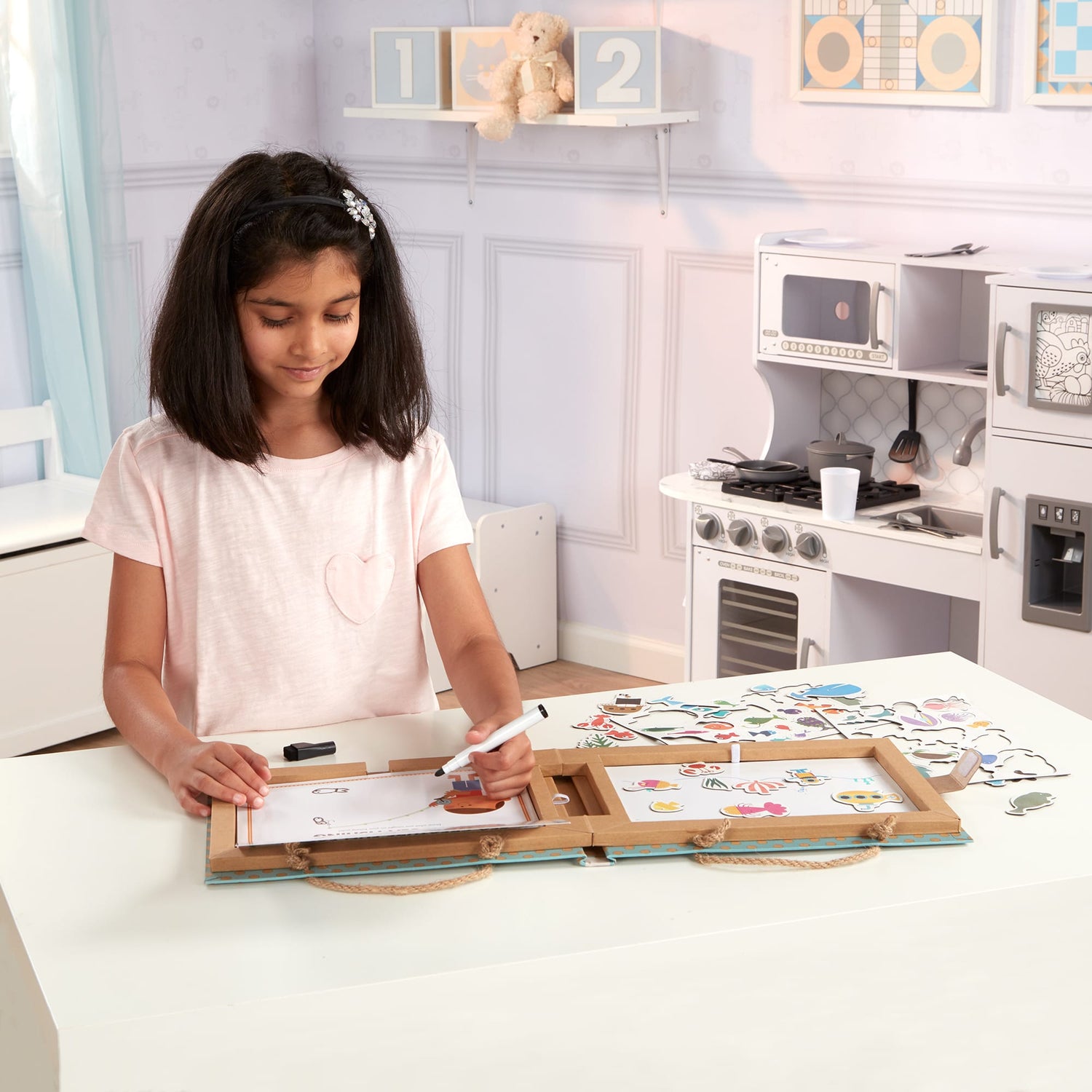 Melissa & Doug - Play, Draw, Create