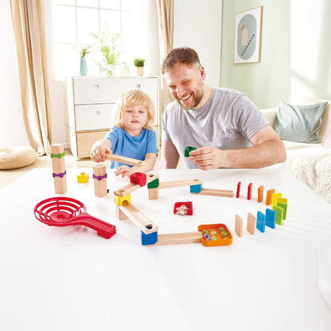 HAPE - מסלול ערימה של רולרס משוגעים