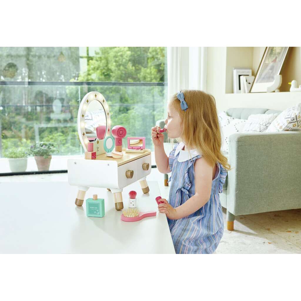 Hape - My Stylish Dressing Table