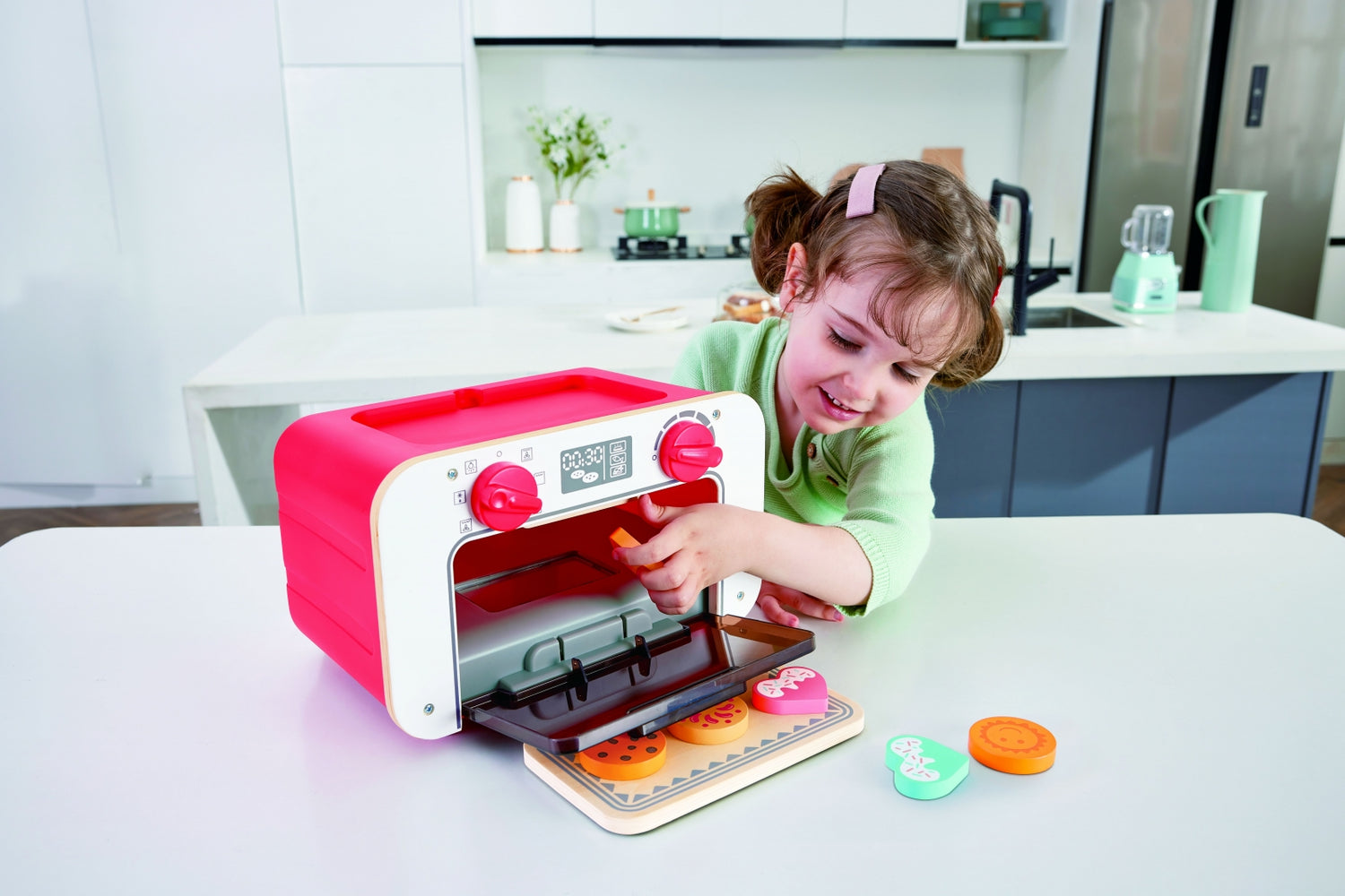 Hape - My Baking Oven With Magic Cookies